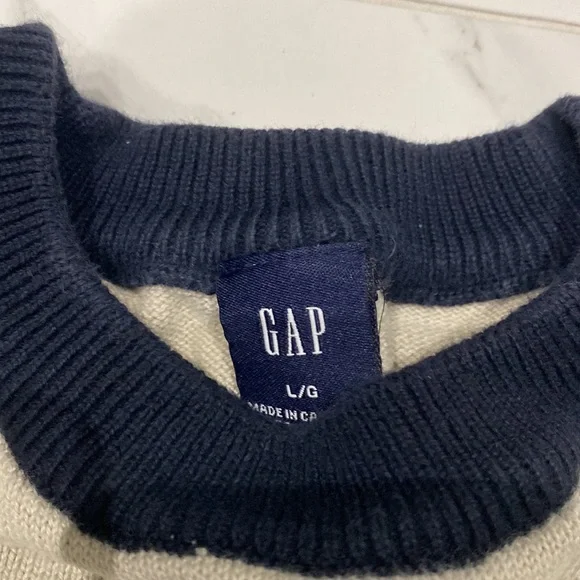 Gap sweater - Picture 2 of 3